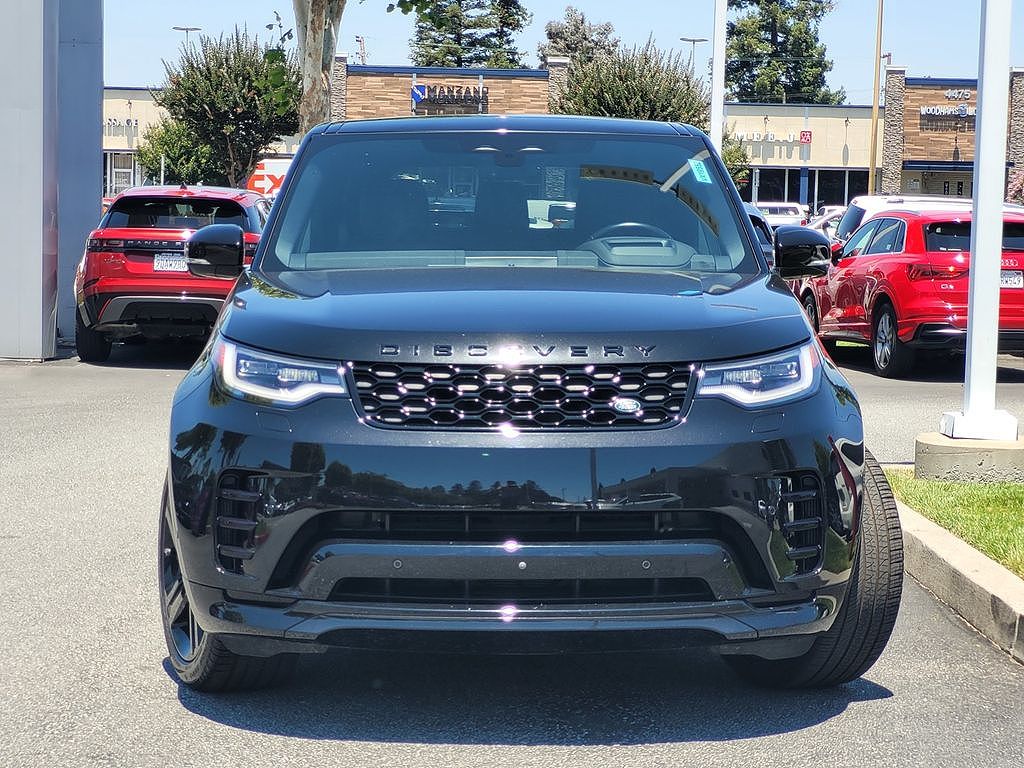 2024 Land Rover Discovery P360 Dynamic SE