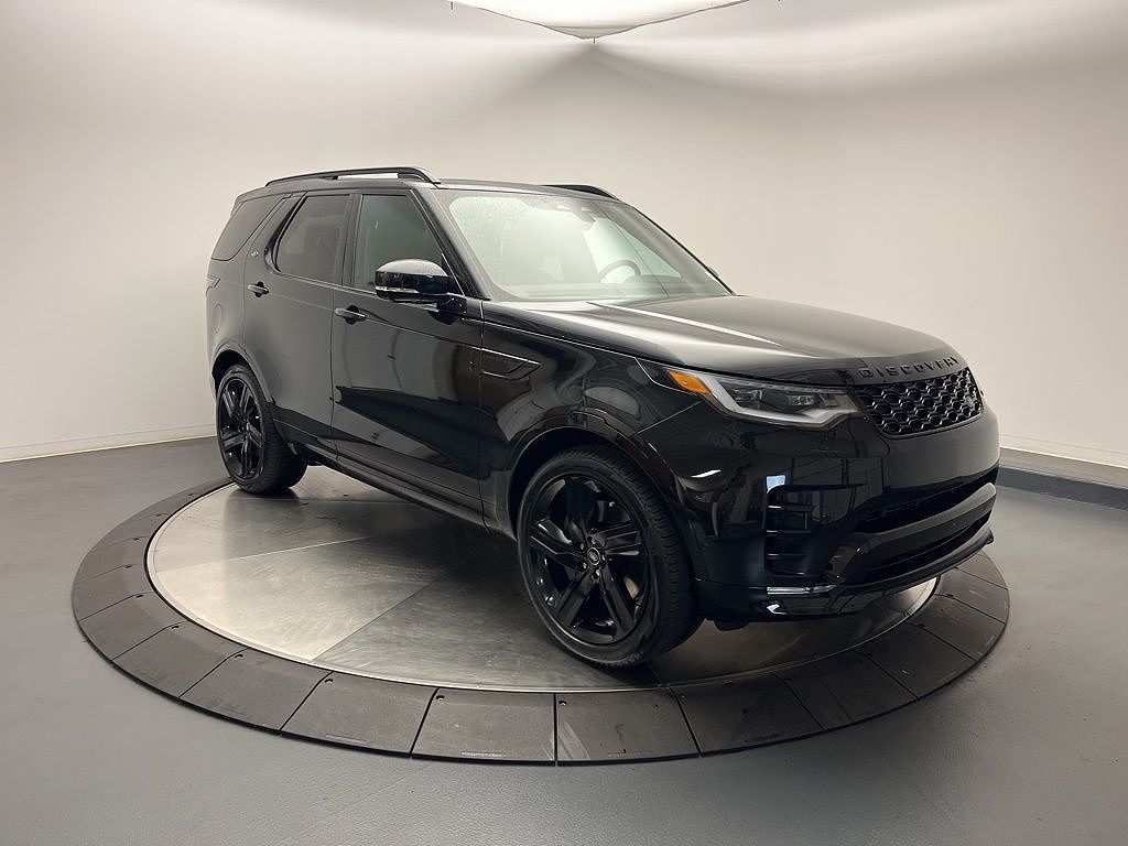 2025 Land Rover Discovery P360 Dynamic SE