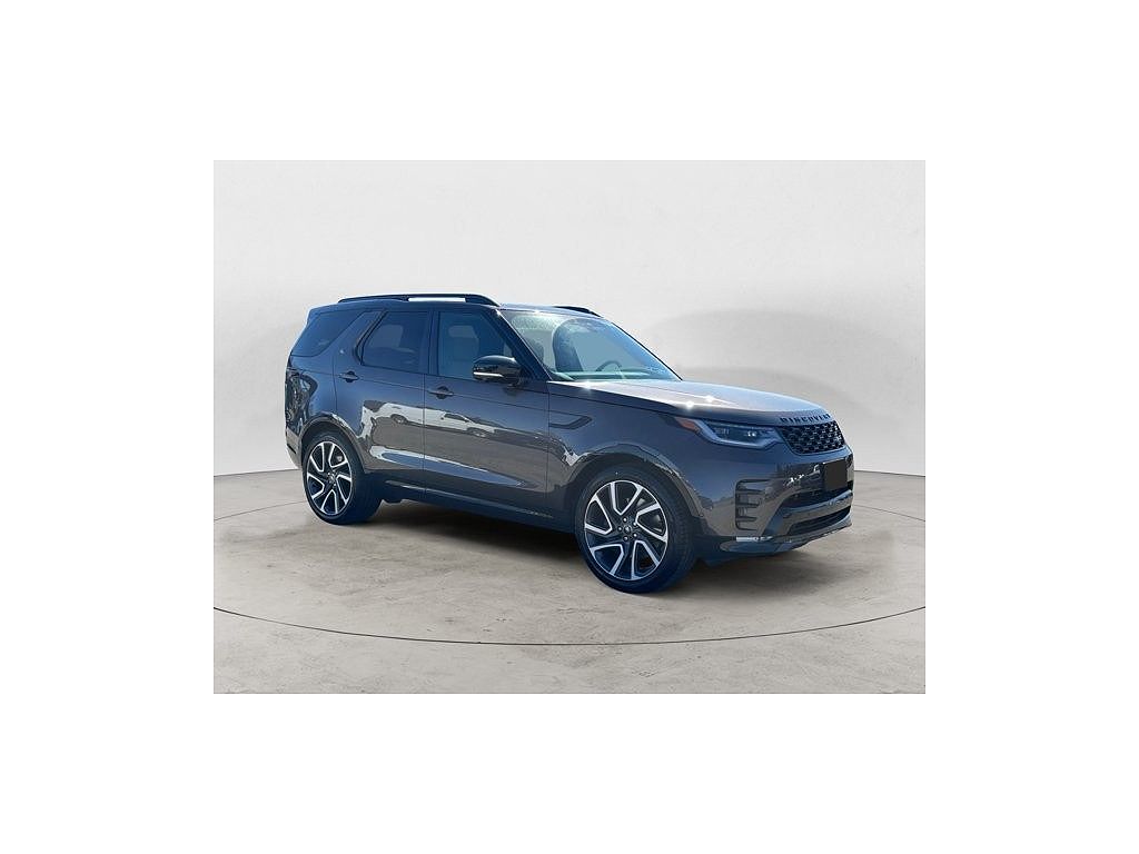 2025 Land Rover Discovery P360 Dynamic SE