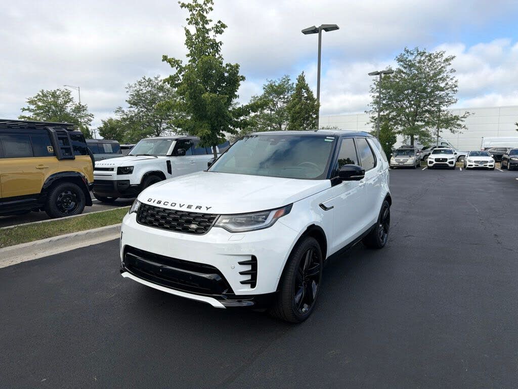 2024 Land Rover Discovery P360 Dynamic SE
