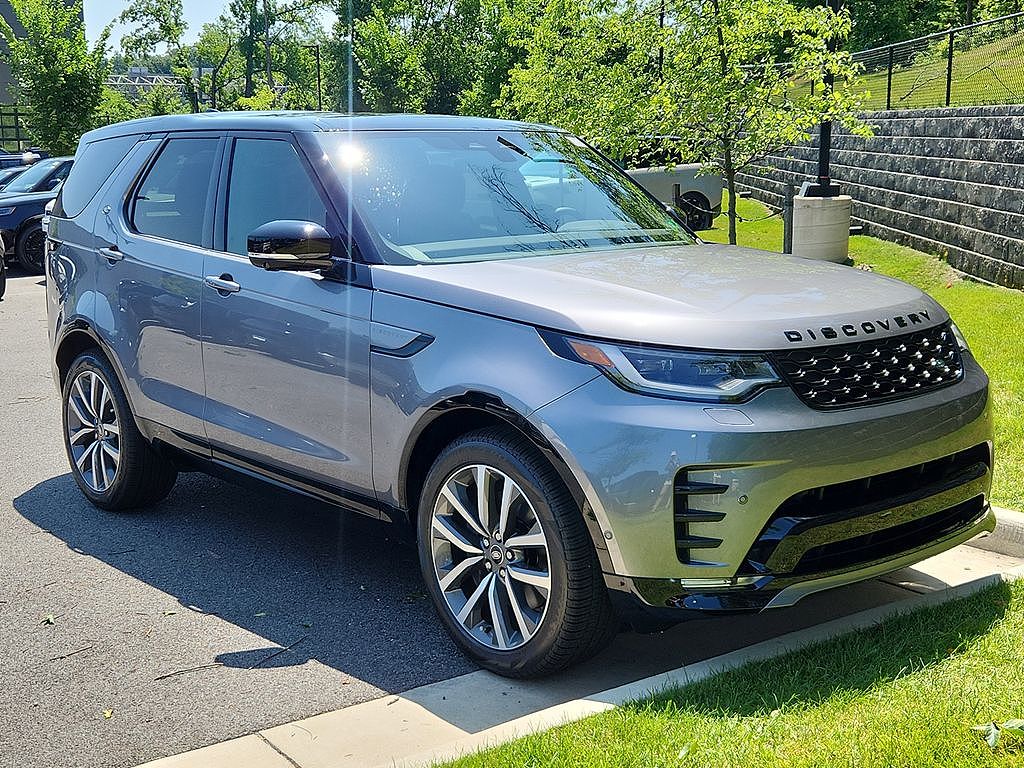 2025 Land Rover Discovery P360 Dynamic SE