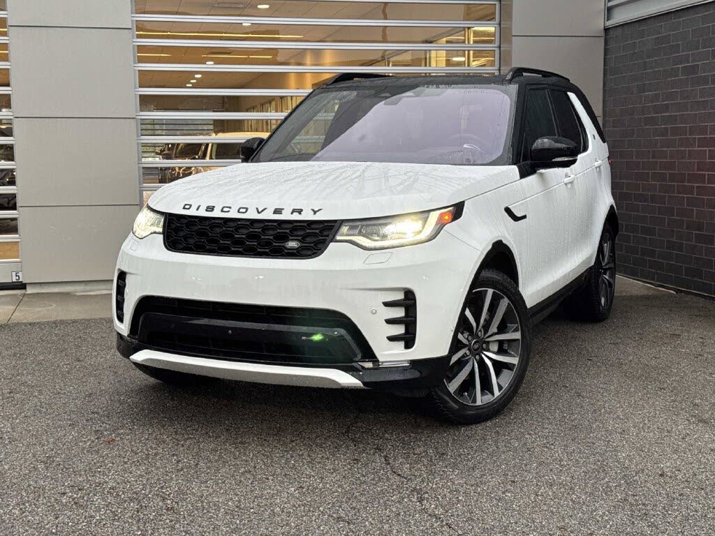 2023 Land Rover Discovery P300 R-Dynamic S