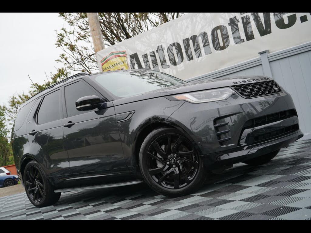 2023 Land Rover Discovery P300 R-Dynamic S