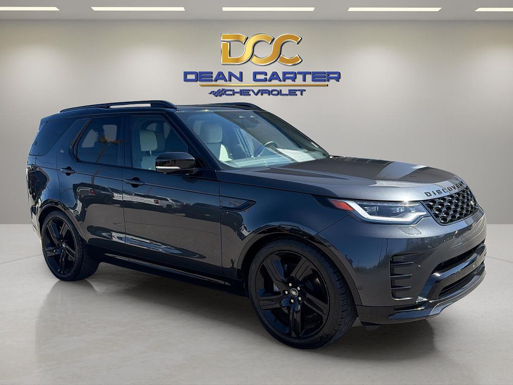 2023 Land Rover Discovery P300 R-Dynamic S