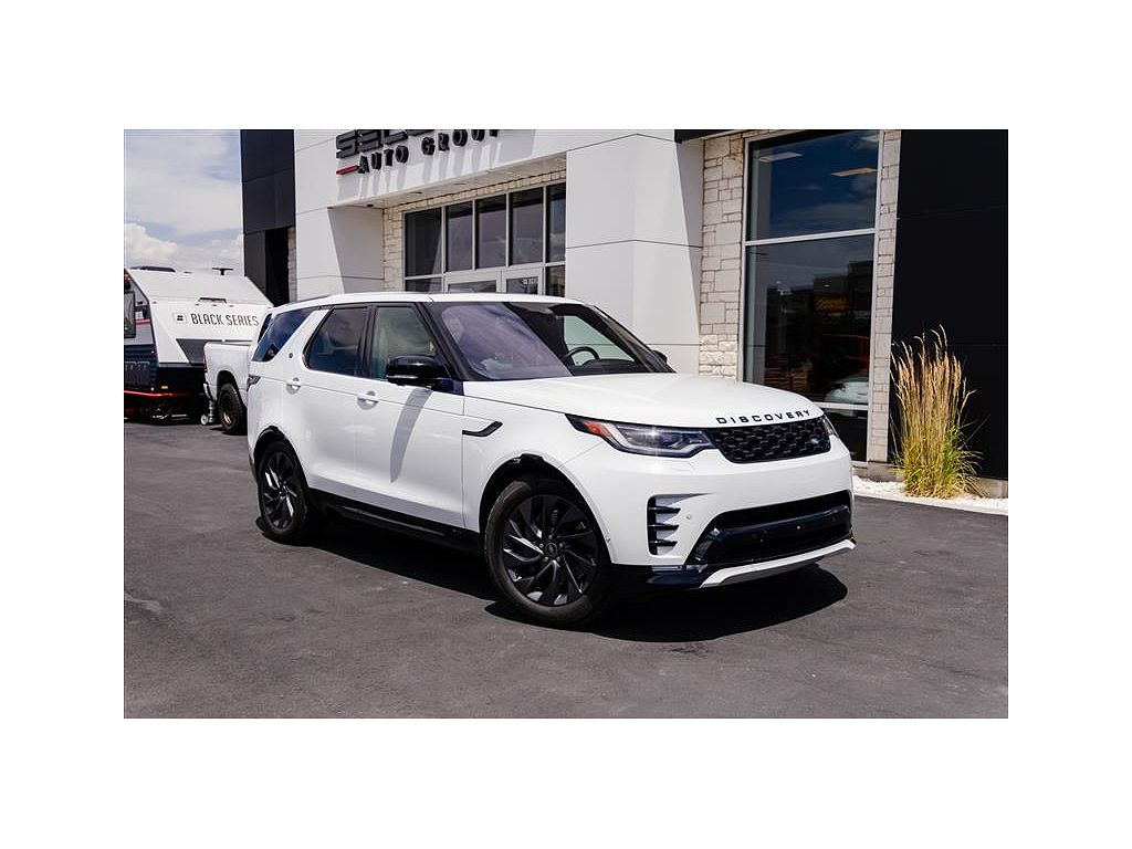 2022 Land Rover Discovery P360 R-Dynamic S