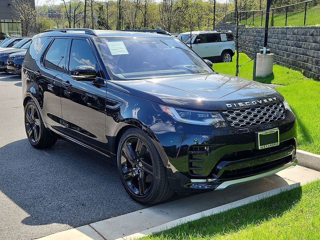 2023 Land Rover Discovery P360 Metropolitan Edition