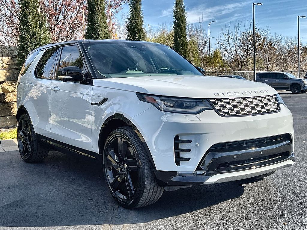 2024 Land Rover Discovery P360 Metropolitan Edition