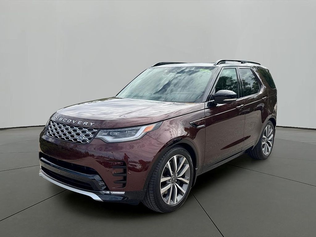 2026 Land Rover Discovery P360 Tempest Edition