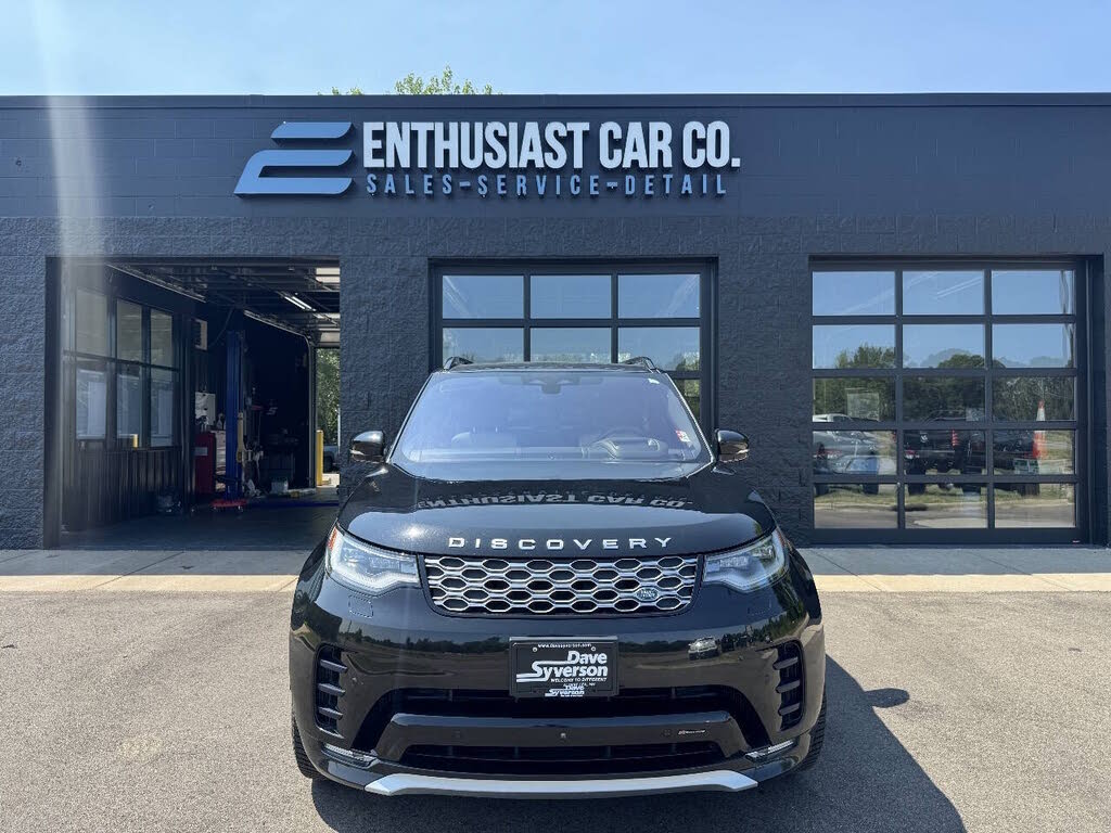 2023 Land Rover Discovery P360 Metropolitan Edition