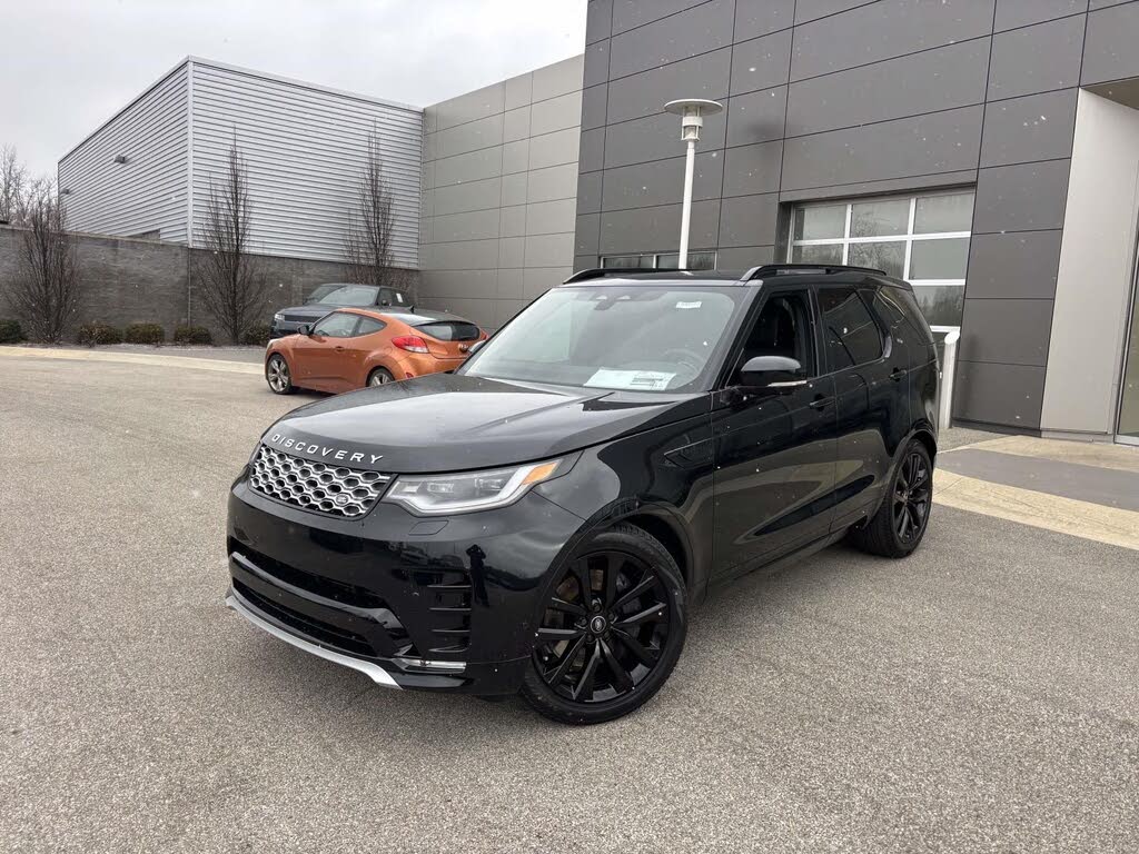 2026 Land Rover Discovery P360 Tempest Edition