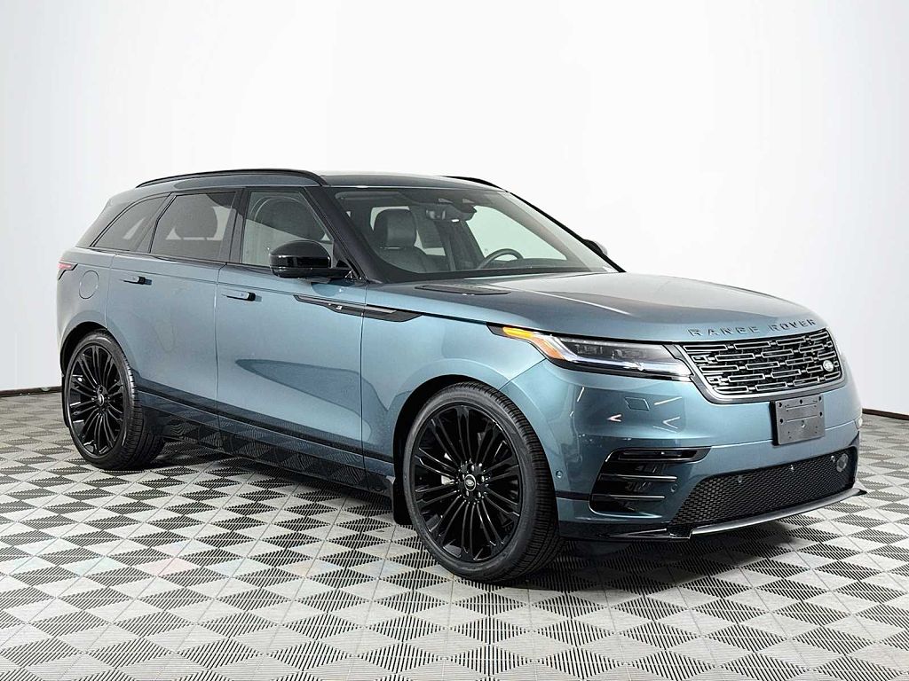 2026 Land Rover Range Rover Velar P250 Dynamic SE