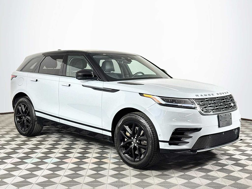 2026 Land Rover Range Rover Velar P250 Dynamic SE