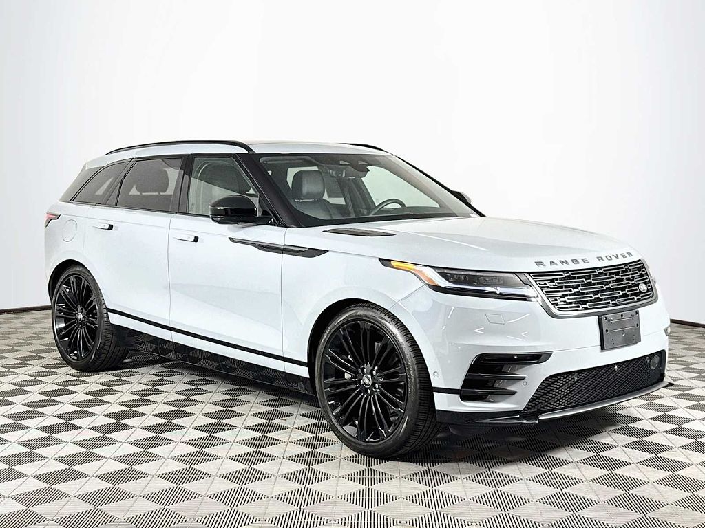 2026 Land Rover Range Rover Velar P250 Dynamic SE