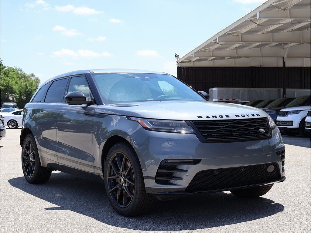 2026 Land Rover Range Rover Velar P250 Dynamic SE