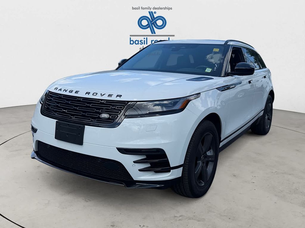 2025 Land Rover Range Rover Velar Dynamic SE