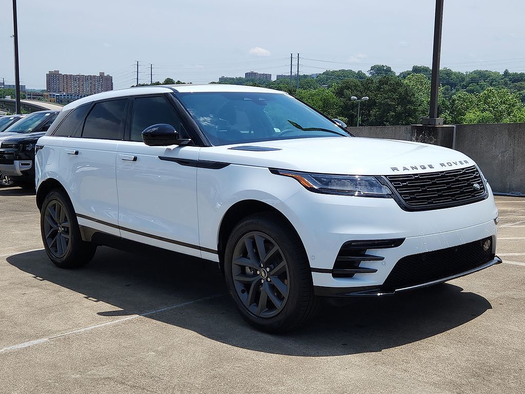 2026 Land Rover Range Rover Velar P400 Dynamic SE