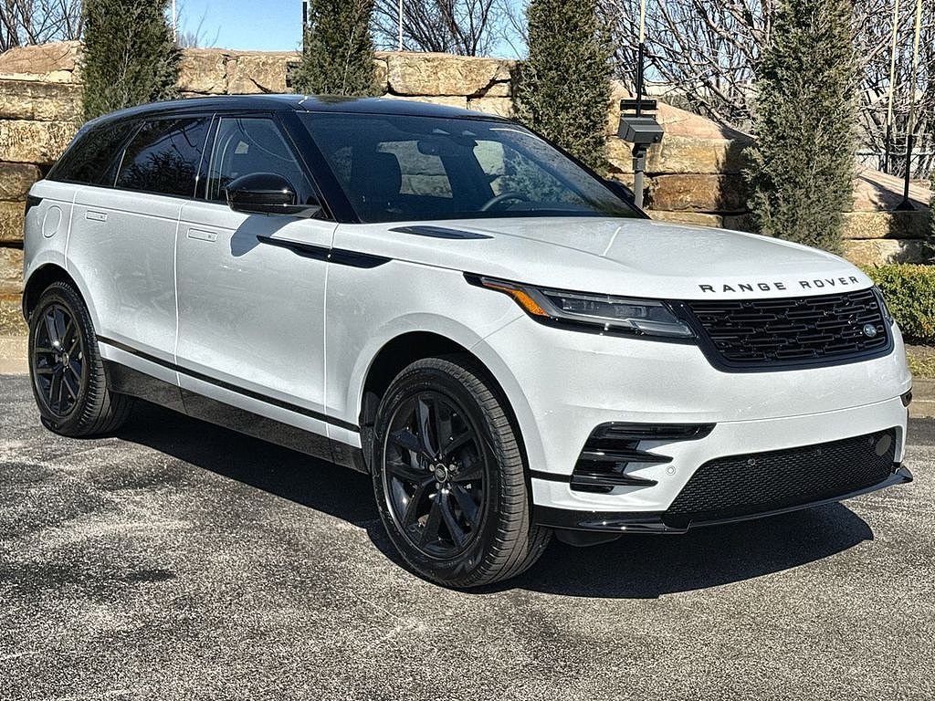 2025 Land Rover Range Rover Velar P400 Dynamic SE