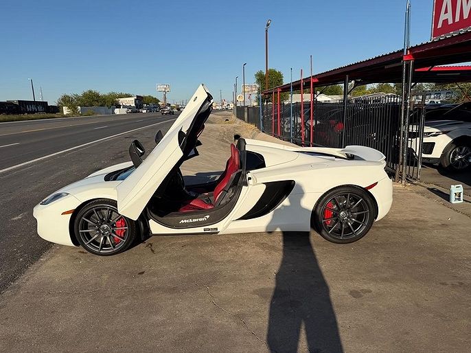 2013 McLaren 12C