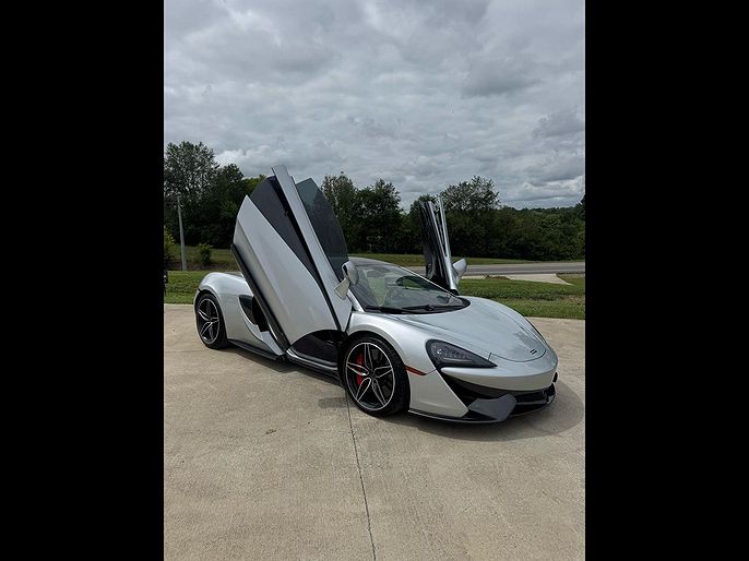 2017 McLaren 570S