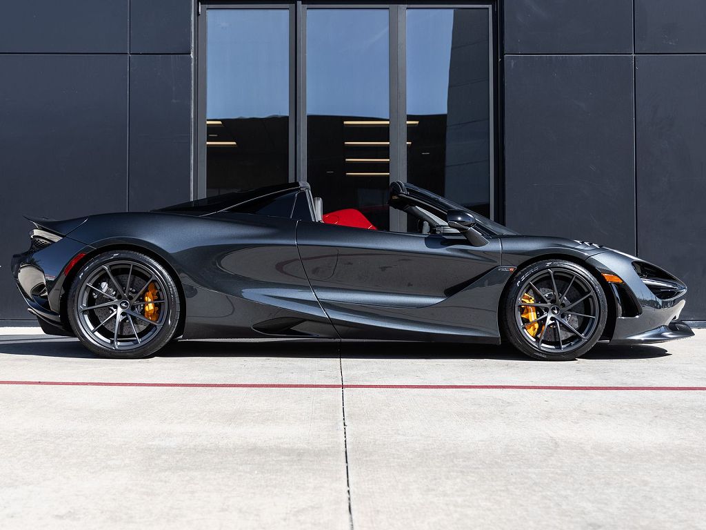 2024 McLaren 750S