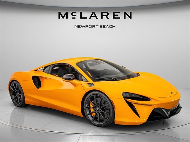 2026 McLaren Artura