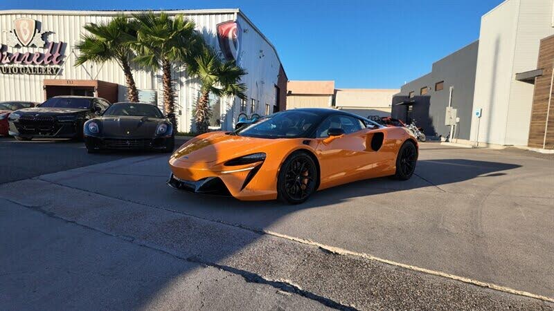 2024 Mclaren Artura