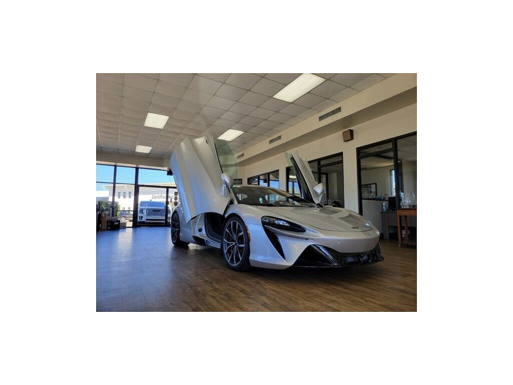 2023 Mclaren Artura