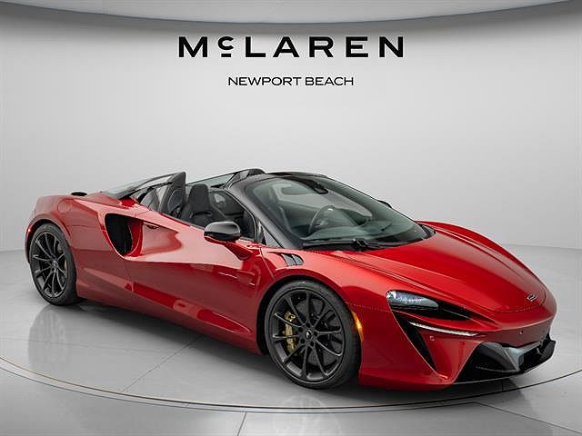2026 McLaren Artura