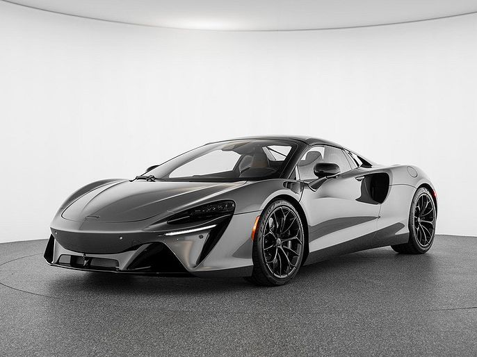 2026 McLaren Artura
