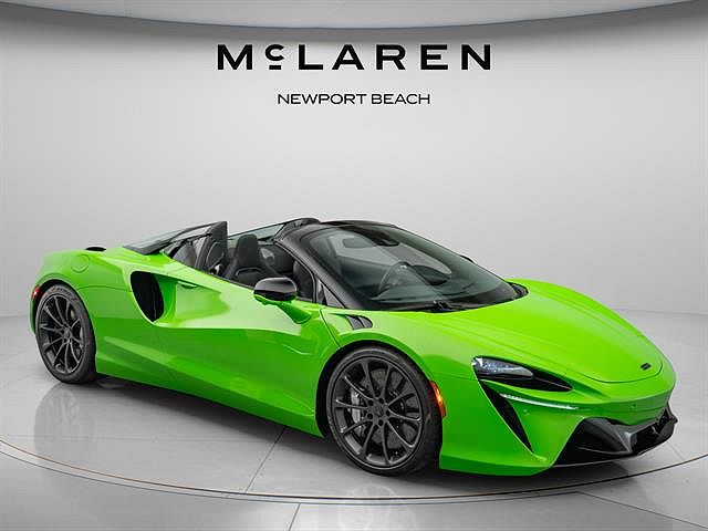 2026 McLaren Artura
