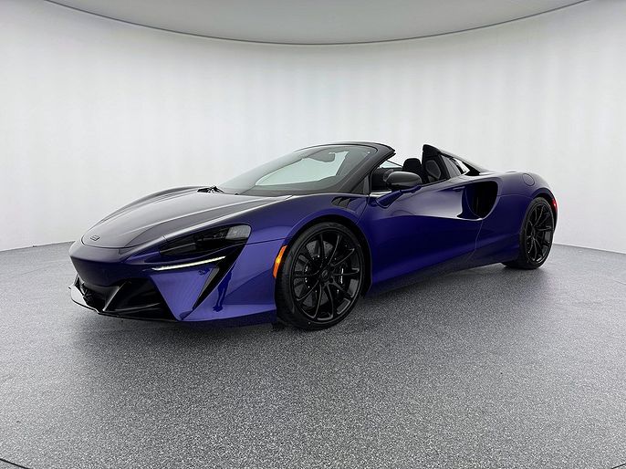2026 McLaren Artura