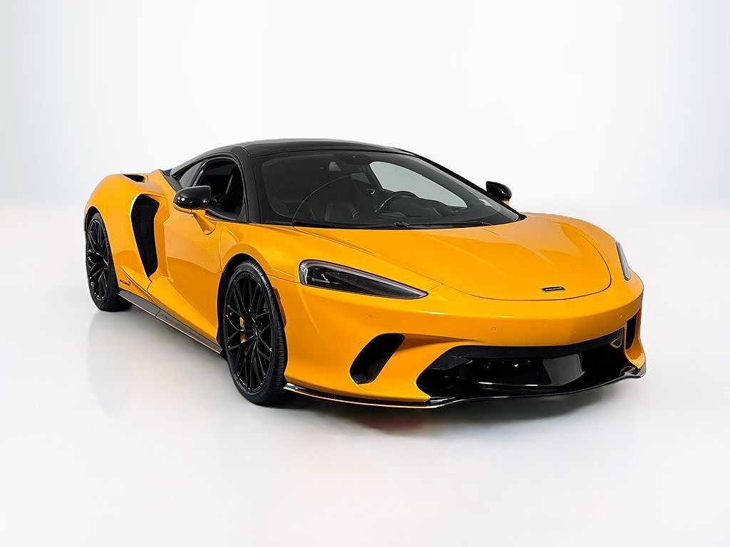 2023 McLaren GT