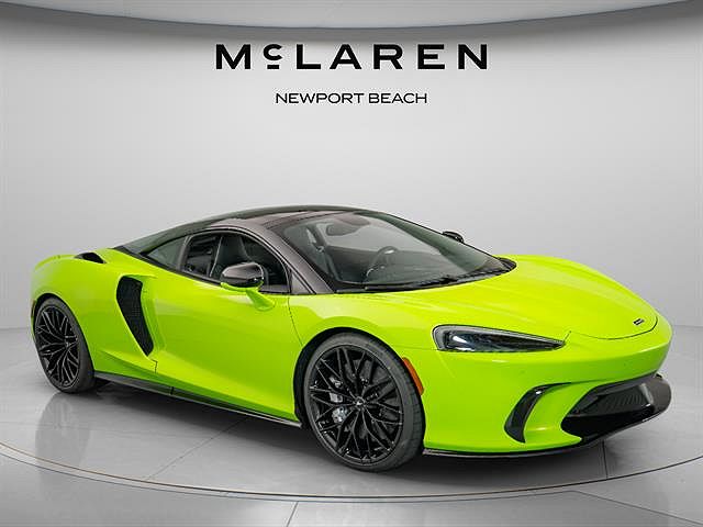 2026 McLaren GT GTS