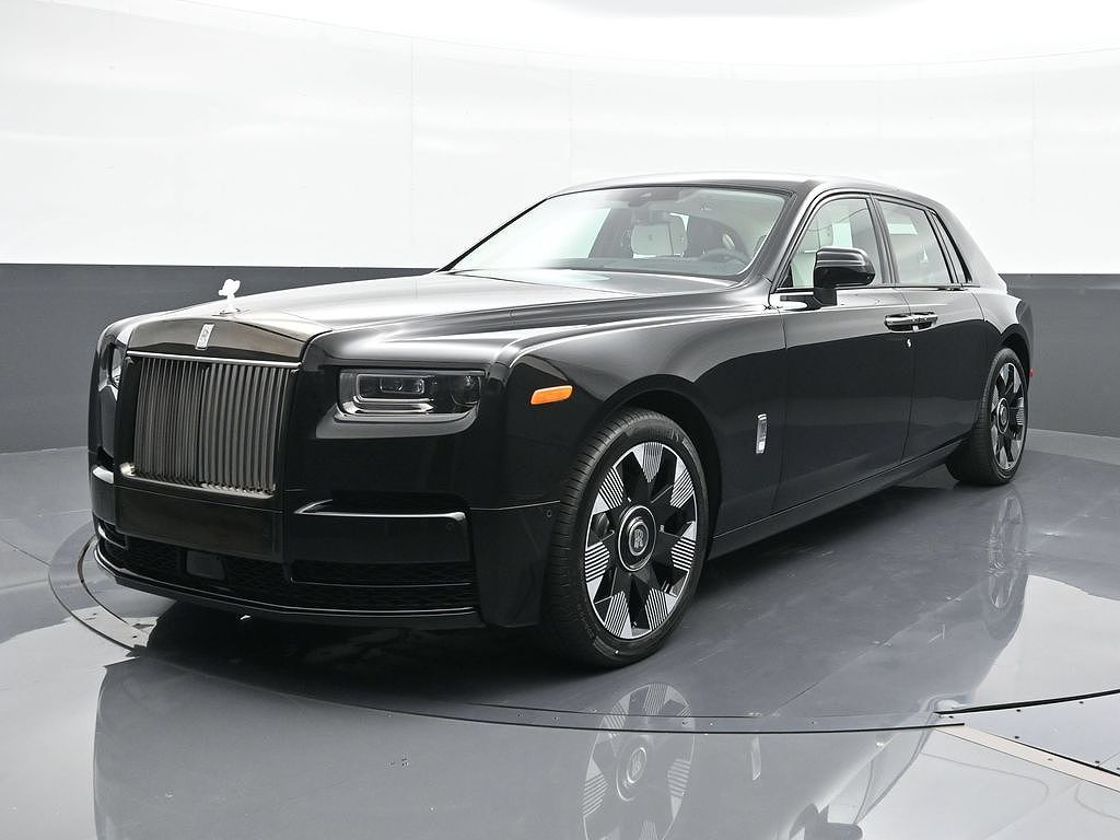 2025 Rolls-Royce Phantom
