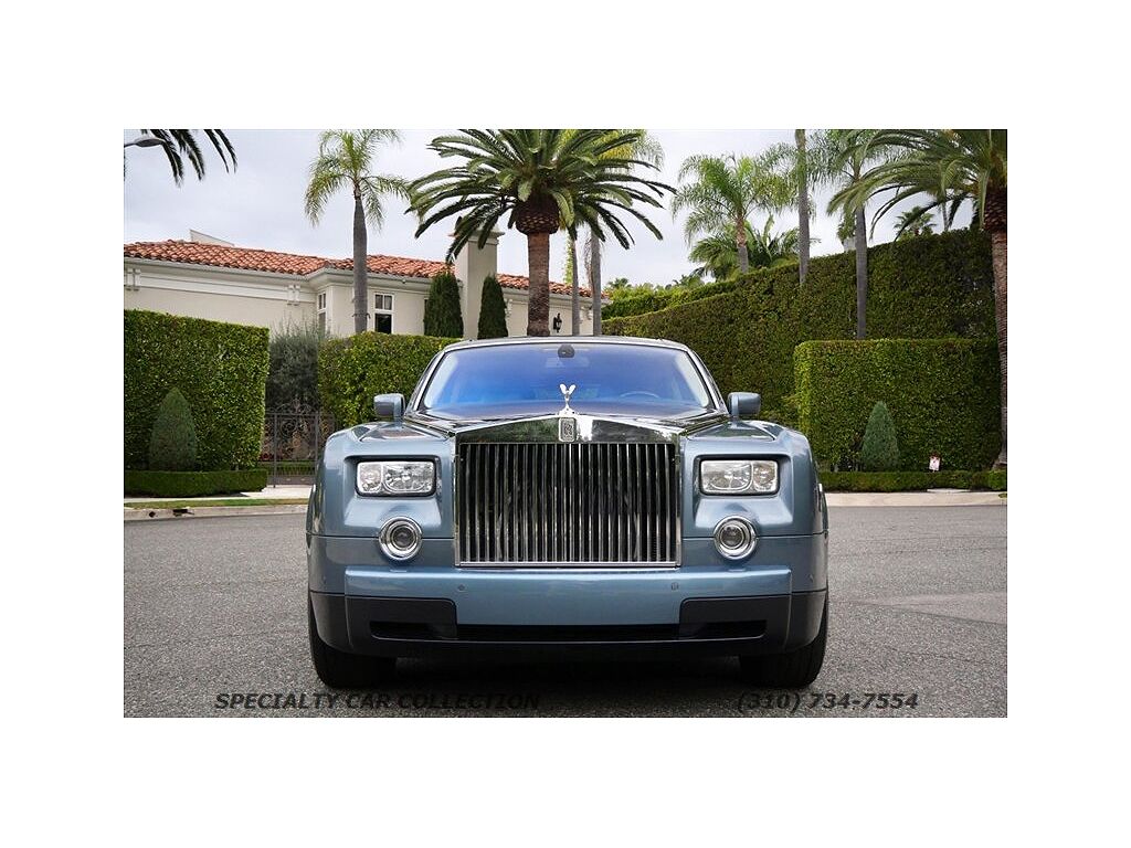 Rolls-Royce Phantom