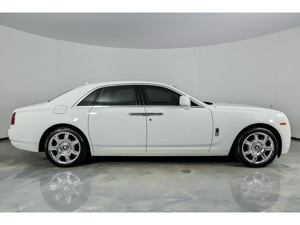 2010 Rolls-Royce Ghost