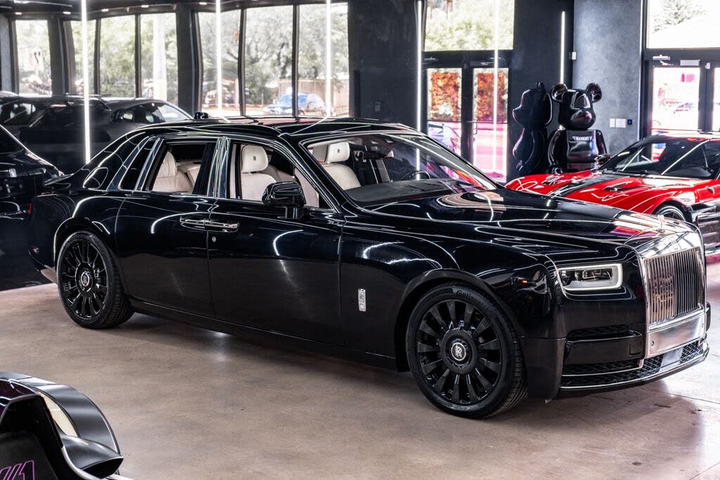 2022 Rolls-Royce Phantom