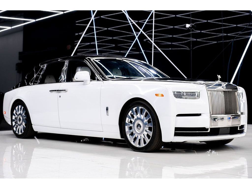 2023 Rolls-Royce Phantom