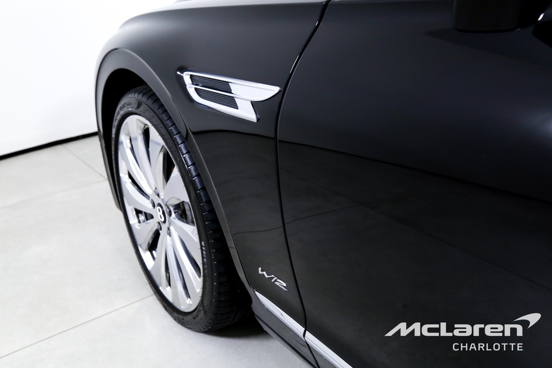 Vehicle Image 41 of 65 for 2021 Bentley Flying Spur