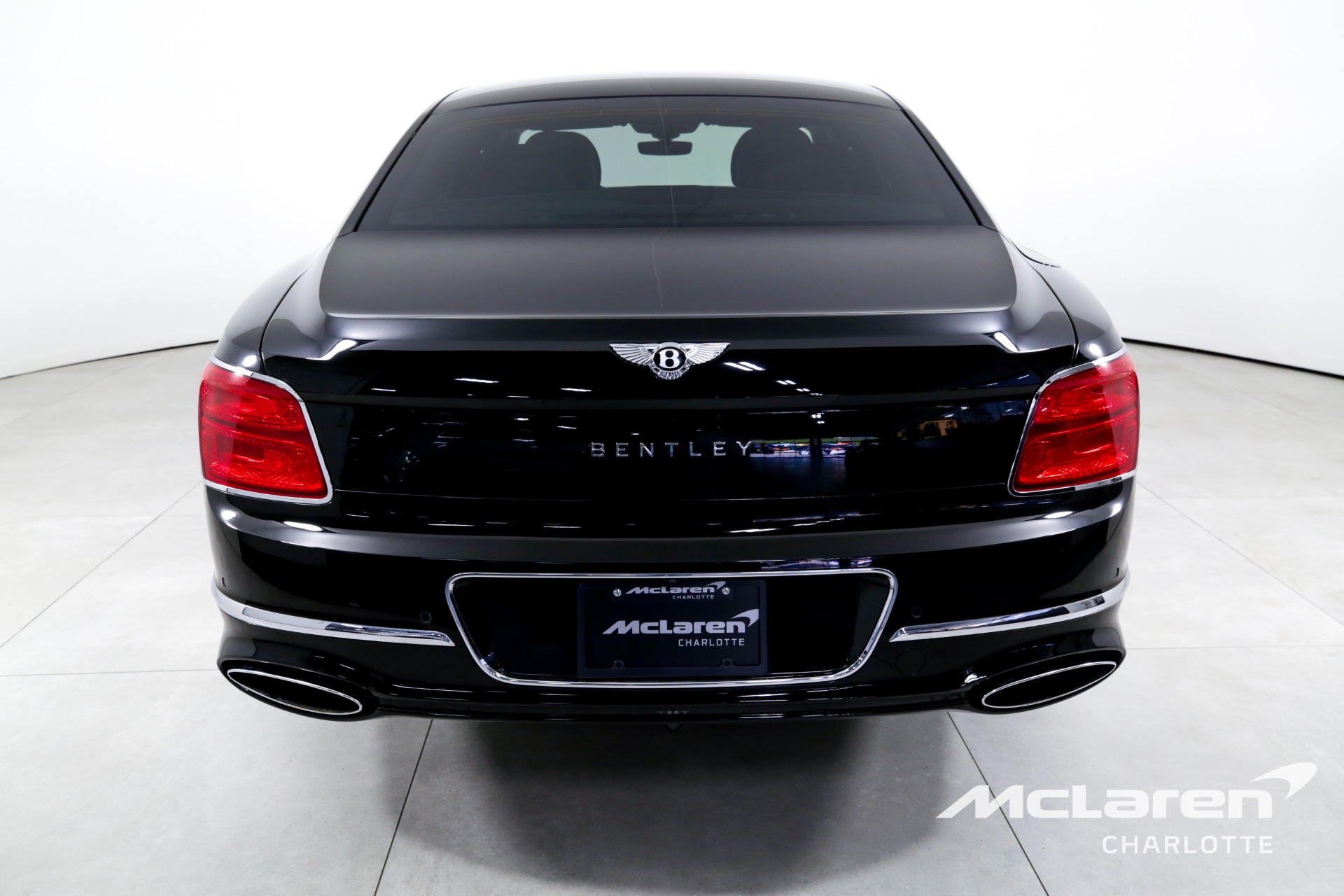 Vehicle Image 7 of 65 for 2021 Bentley Flying Spur