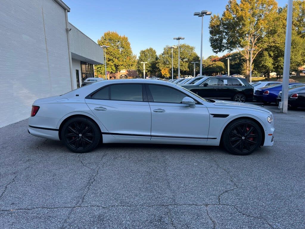 Vehicle Image 9 of 27 for 2020 Bentley Flying Spur