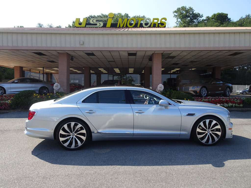 Vehicle Image 2 of 41 for 2022 Bentley Flying Spur