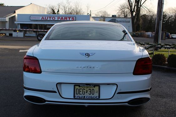 Vehicle Image 50 of 250 for 2021 Bentley Flying Spur