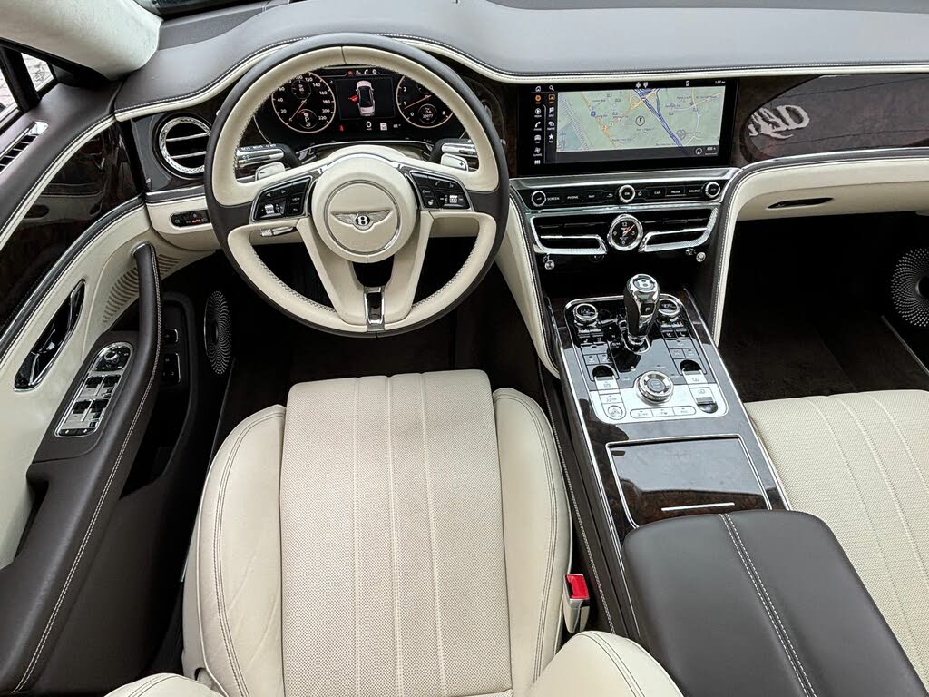 Vehicle Image 15 of 74 for 2020 Bentley Flying Spur