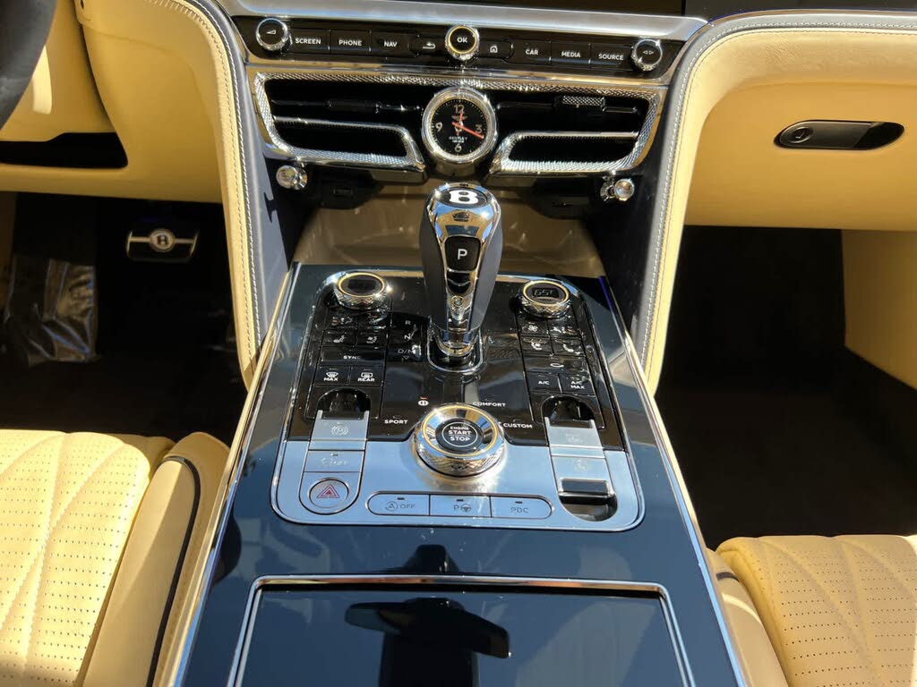 Vehicle Image 12 of 22 for 2022 Bentley Flying Spur