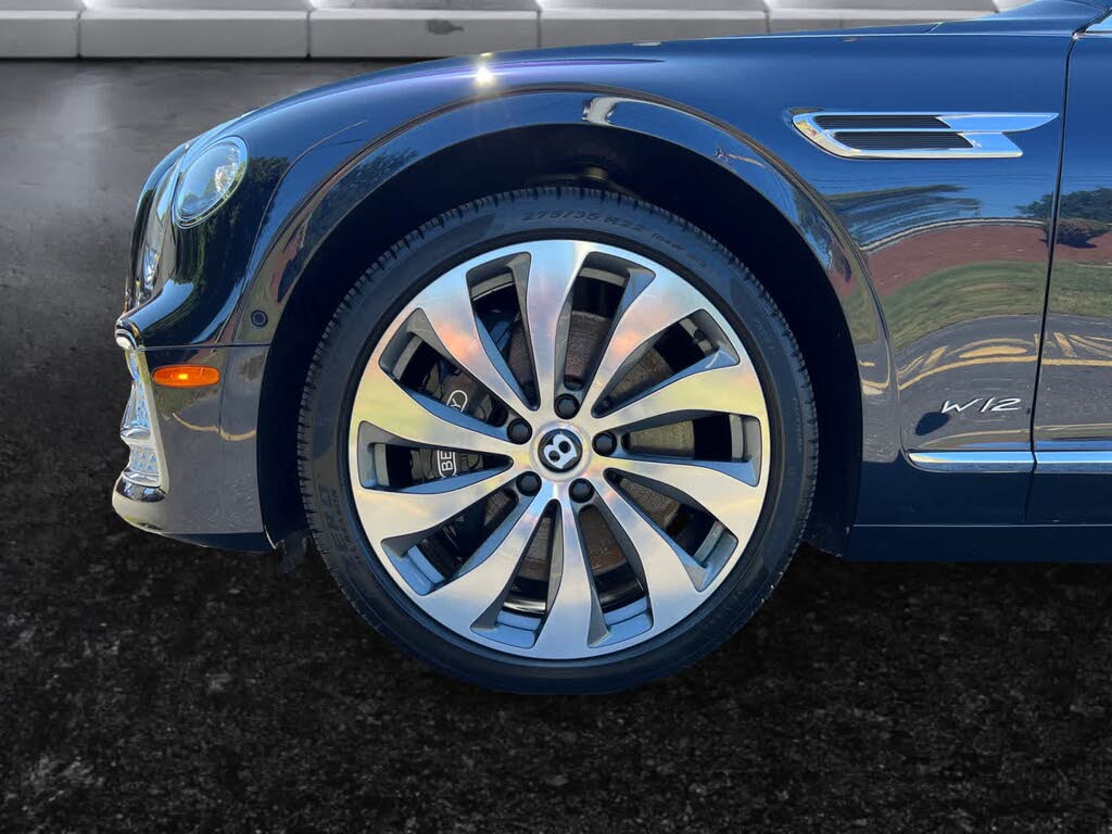 Vehicle Image 15 of 22 for 2022 Bentley Flying Spur