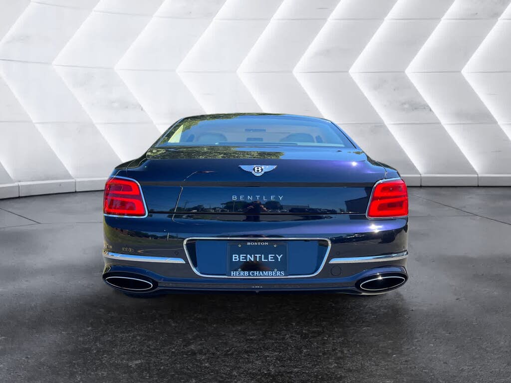 2022 Bentley Flying Spur - 19