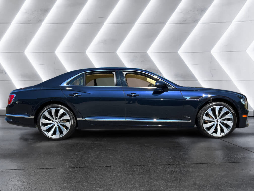 Vehicle Image 5 of 22 for 2022 Bentley Flying Spur