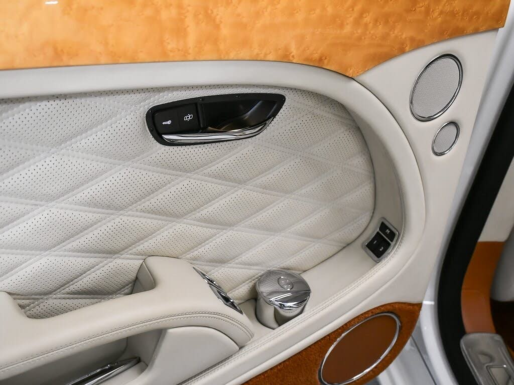 2017 Bentley Mulsanne - 12
