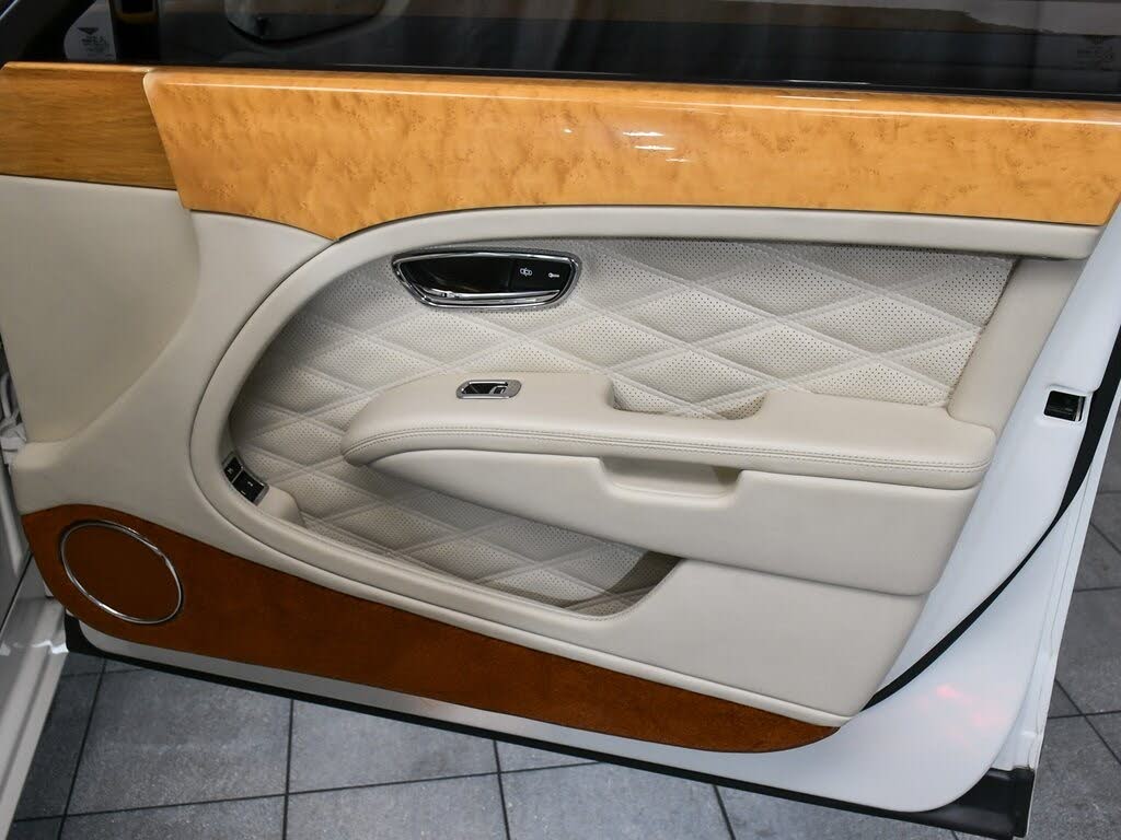 2017 Bentley Mulsanne - 14